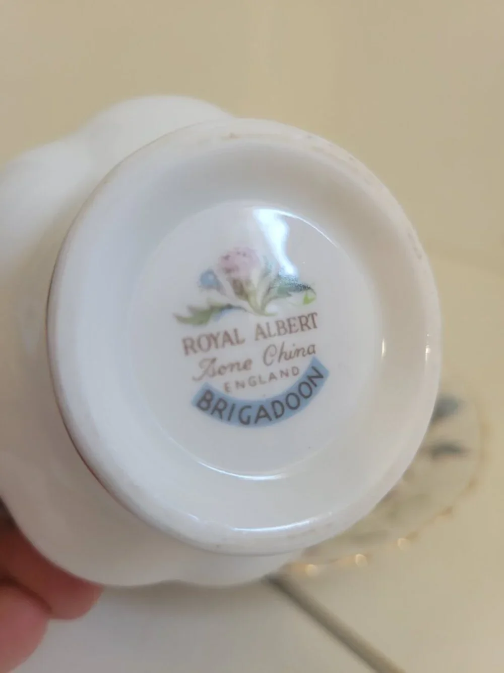 Vintage Royal Albert Porcelain Teacup and Saucer Brigadoon Pattern - Picture 3 of 4
